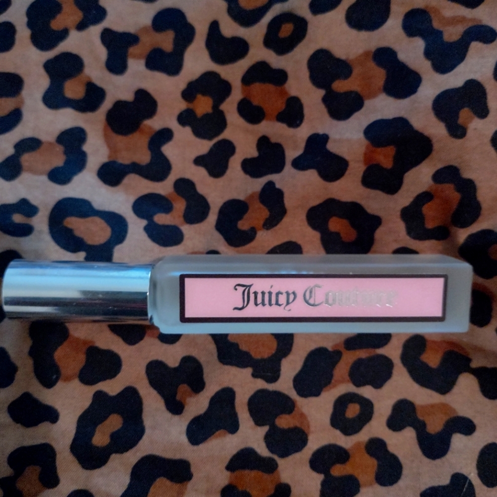 Juicy couture perfume roll-on